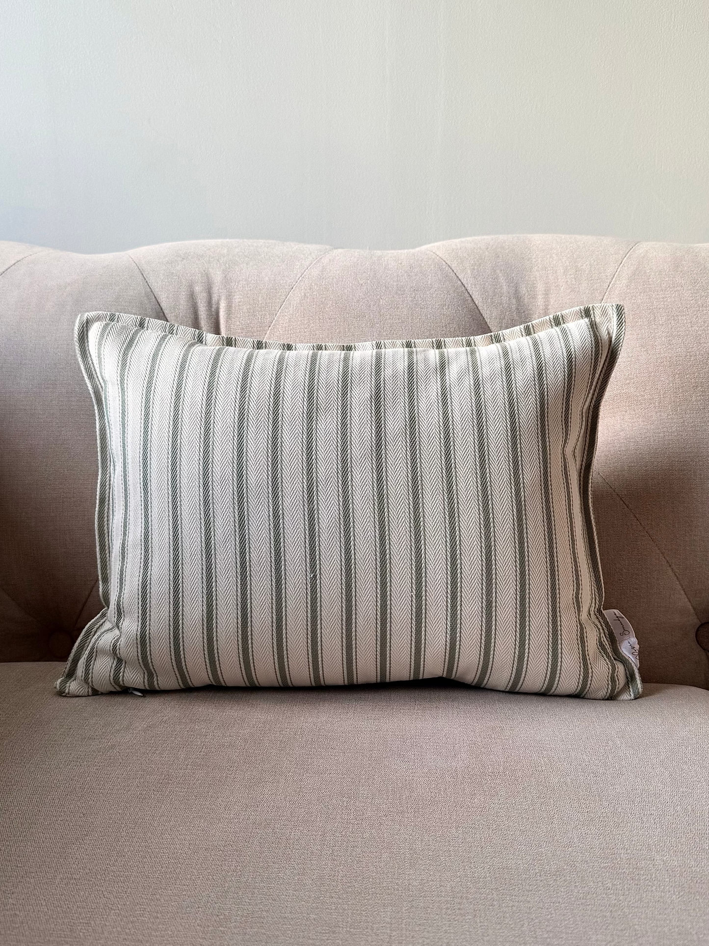 The Riley Cushion 30cm x 40cm